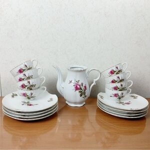Vintage Japan Pink Moss Rose 8 Teacups 8 Shell Snack Plates Teapot Set